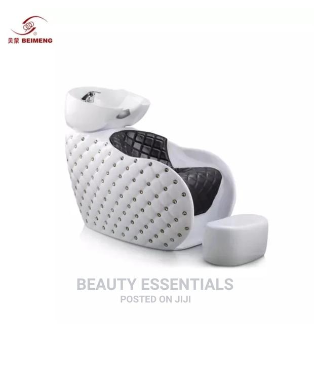 Executive White Dotted Sink - main view