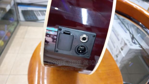 Yamaha Guitar Acoustic - thumbnail 3