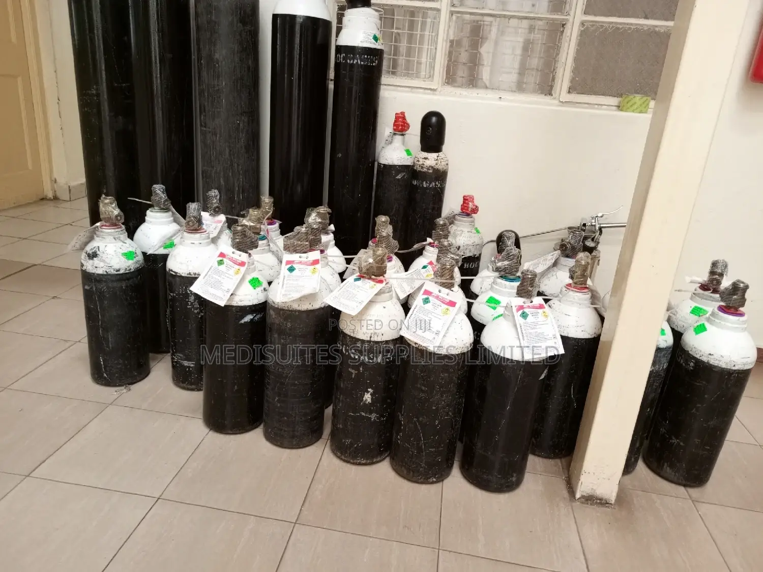 1 .84 Kgs Oxygen Cylinder