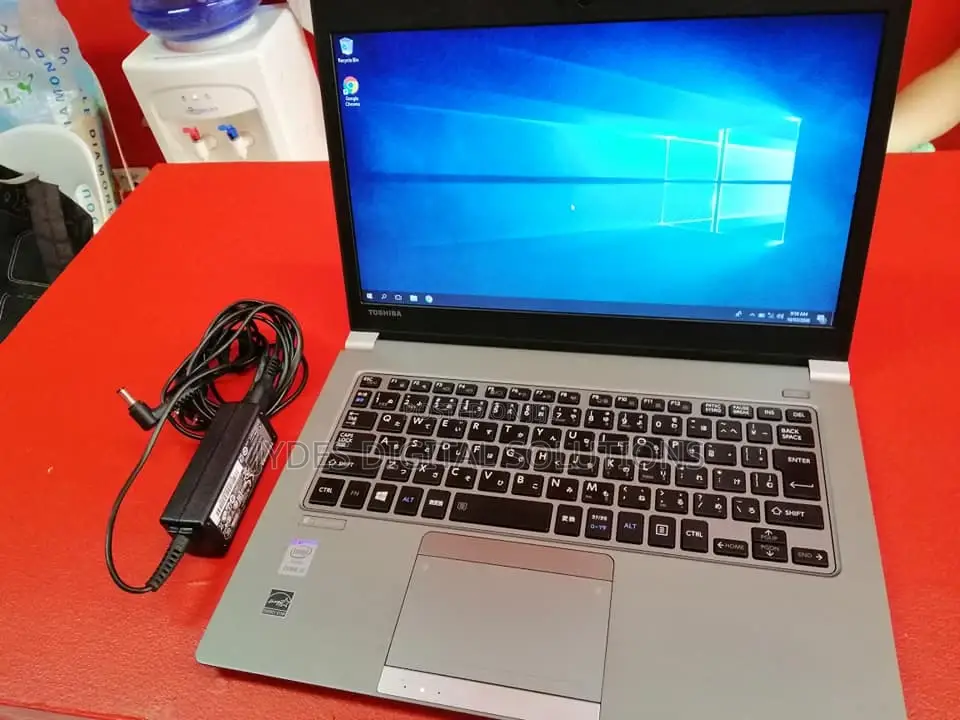Laptop Toshiba Dynabook R634/M 8GB Intel Core I5 SSD 128GB