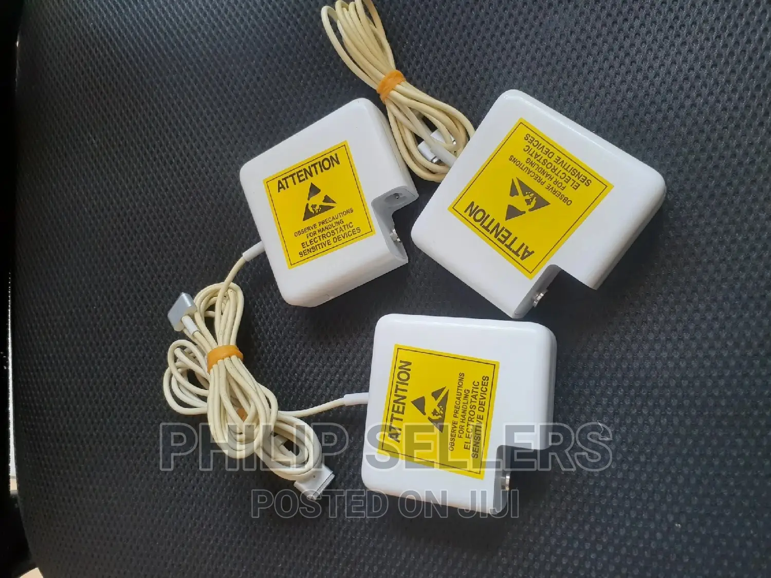 Power Adapter Recharges the Lithium Polymer Battery While