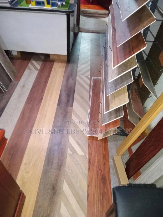 Interlocking Tiles - main view