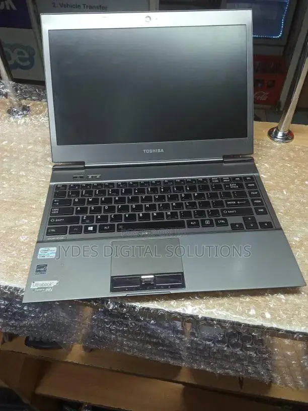 Laptop Toshiba Portege Z930 3GB Intel Core I5 SSD 128GB