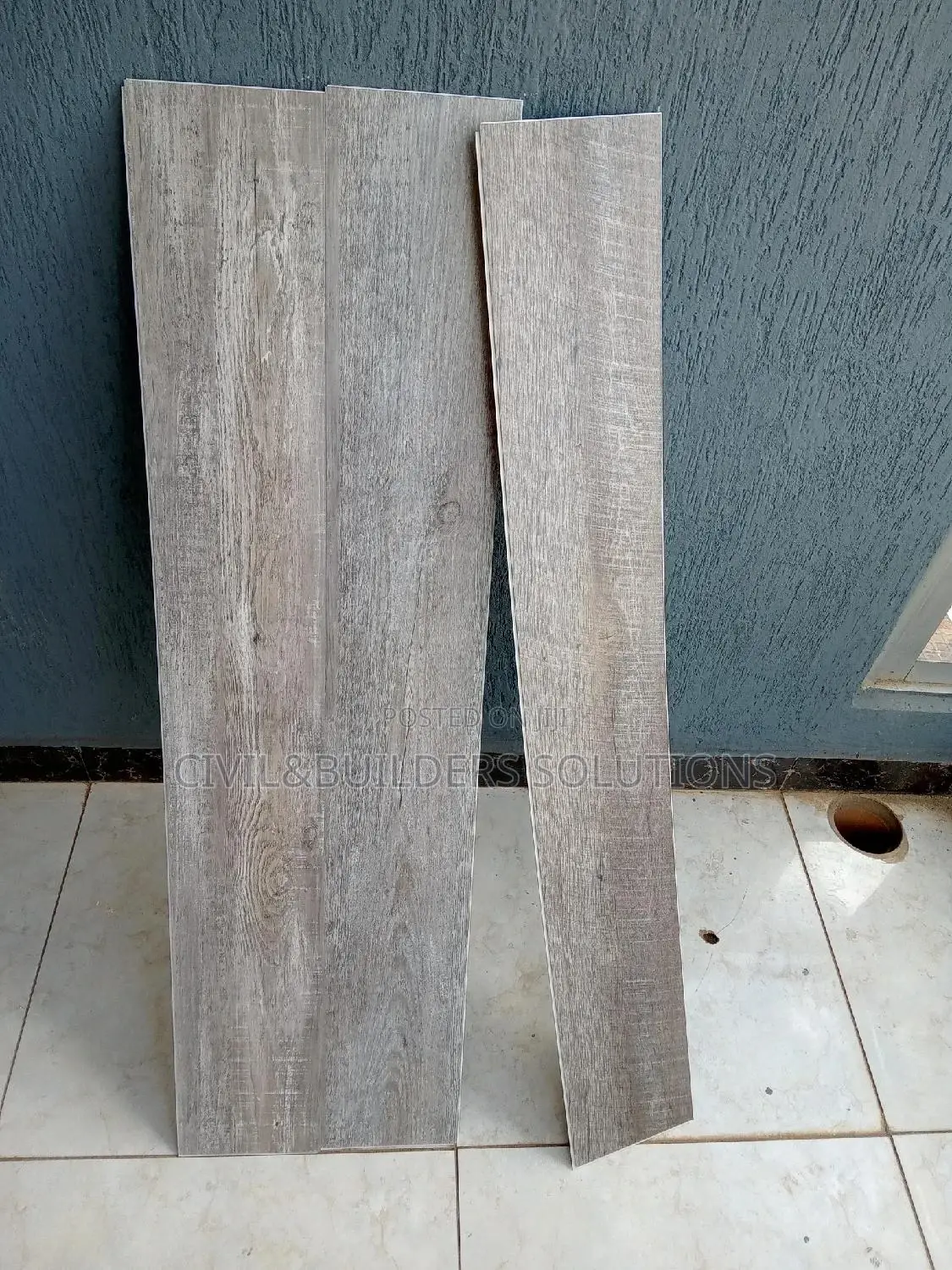 Glue Sticking Tiles
