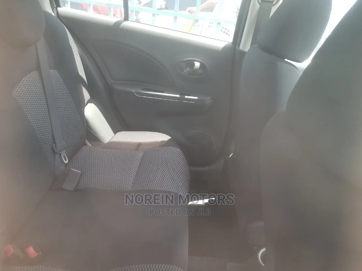Nissan March 2015