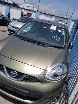 Nissan March 2015