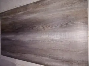 Sticking Laminate Flooring Tiles