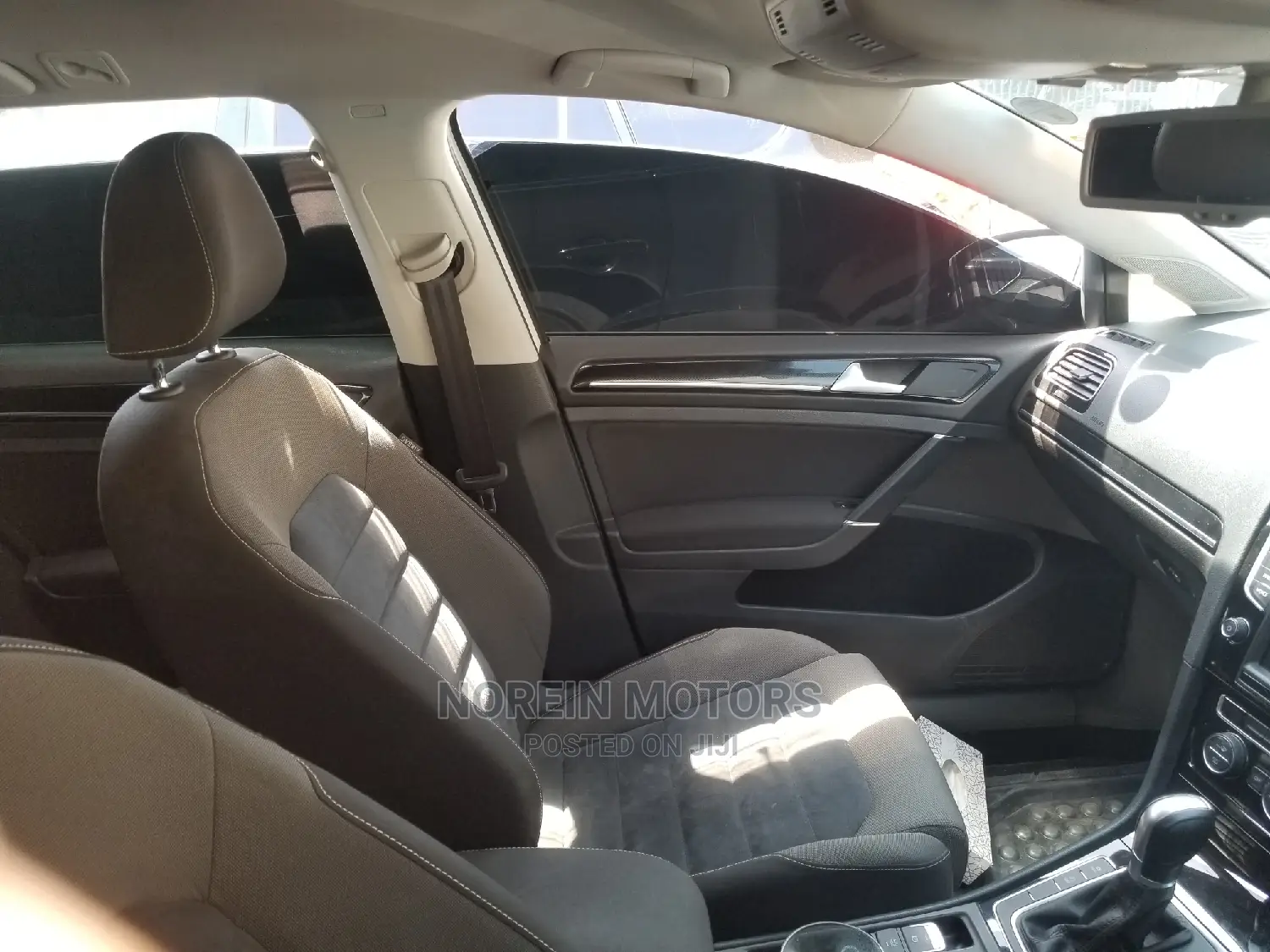 Volkswagen Golf 2014 White