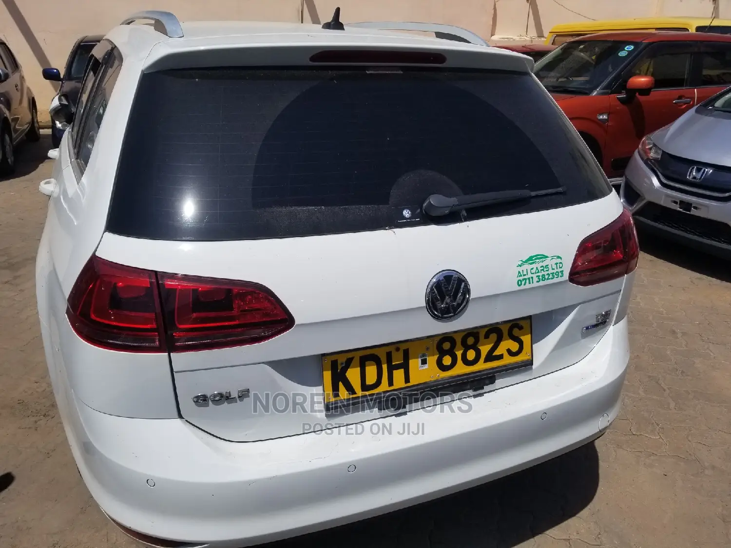 Volkswagen Golf 2014 White