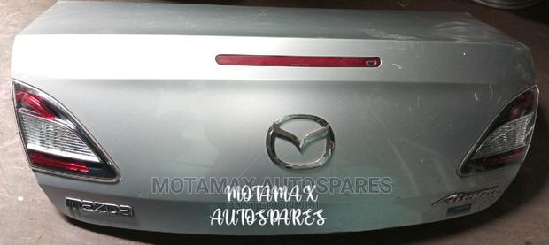 Mazda Atenza Boot
