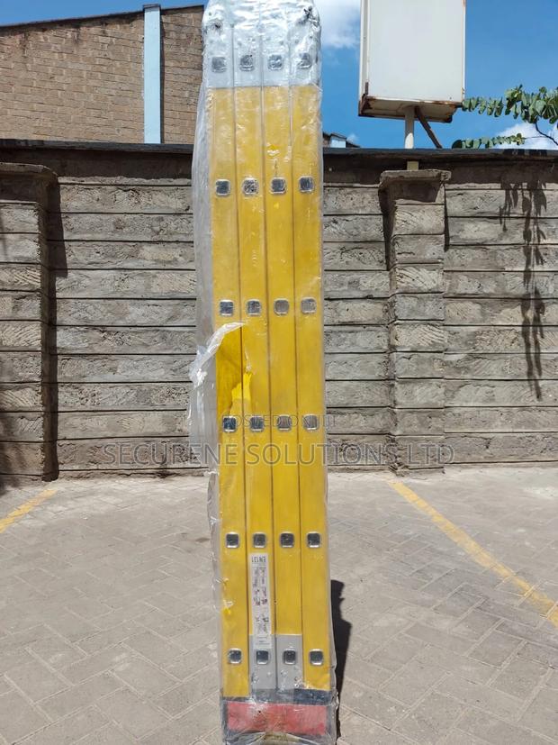 Fibreglass Multipurpose Ladder 20ft/4by5 - main view