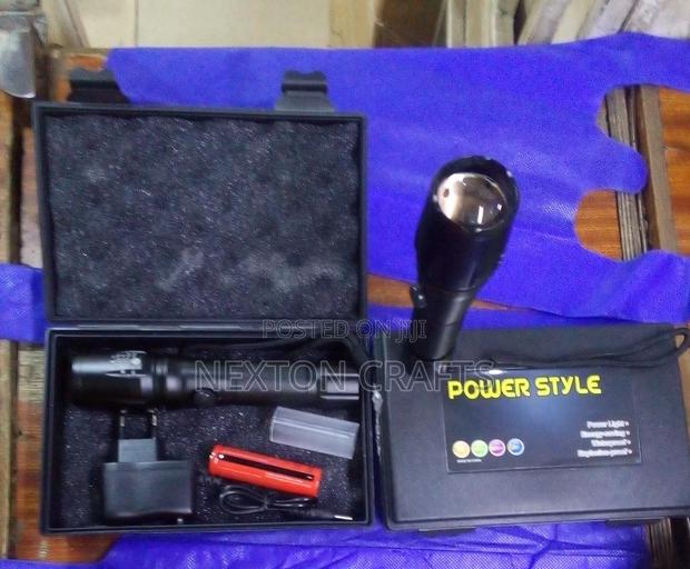 The Power Style Rechargeable and Zoomable Torch