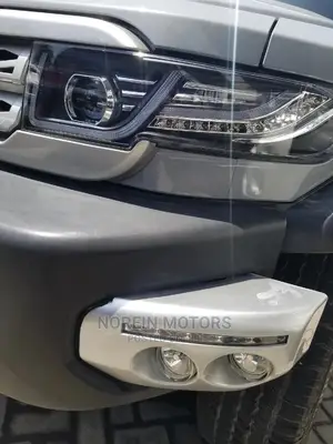 Toyota FJ Cruiser 2015 Gray