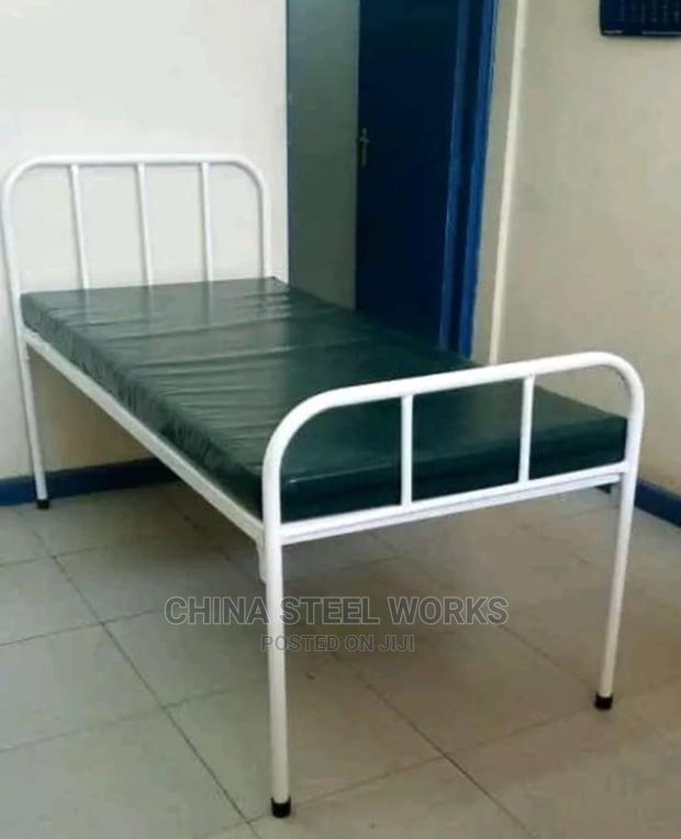 Institution / Hospital Bed