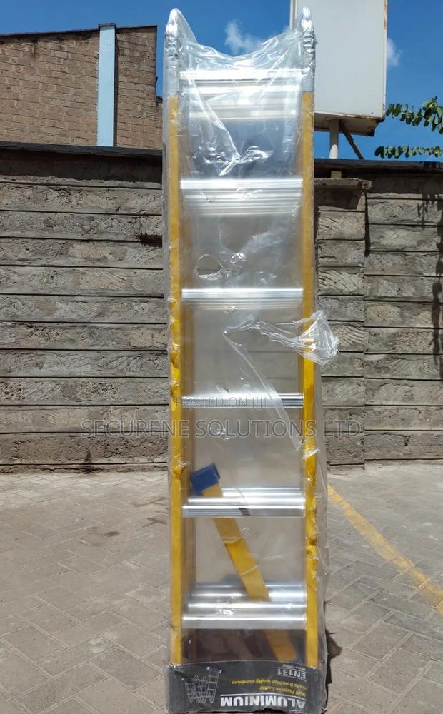 Fibreglass Multipurpose Ladder 24ft/7.2meters - thumbnail 3