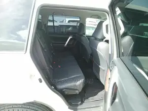 Toyota Land Cruiser Prado 2015 White