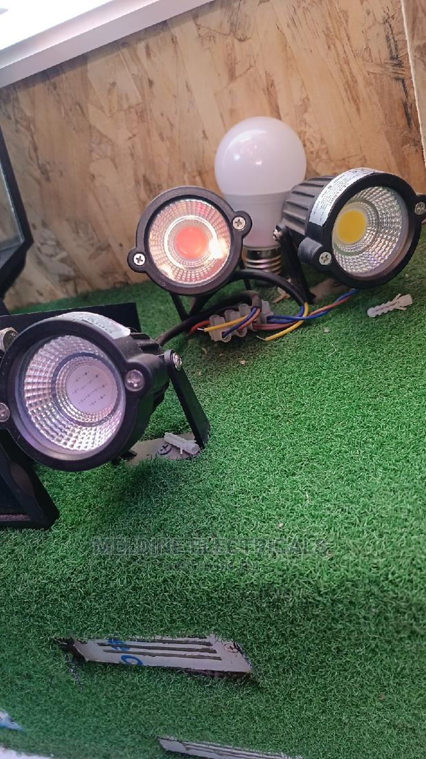 Spike Light AC 240v - thumbnail 3