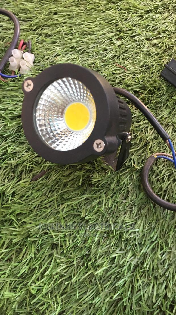 Spike Light AC 240v - thumbnail 4