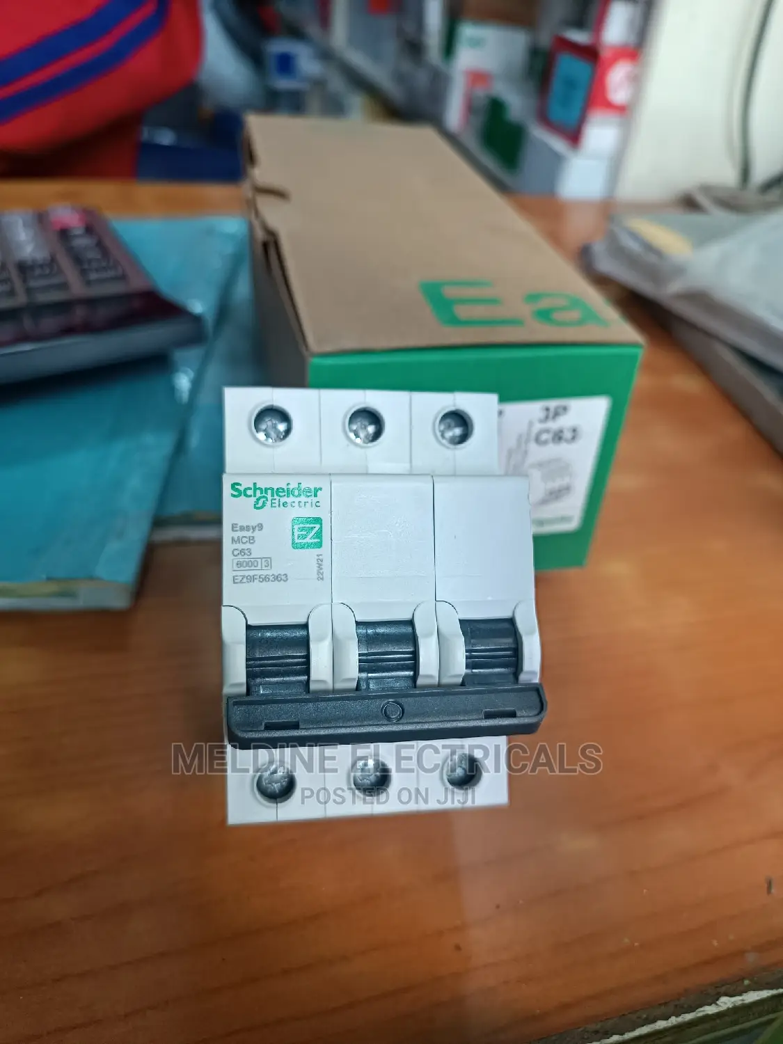 Schneider Triple Pole 63A