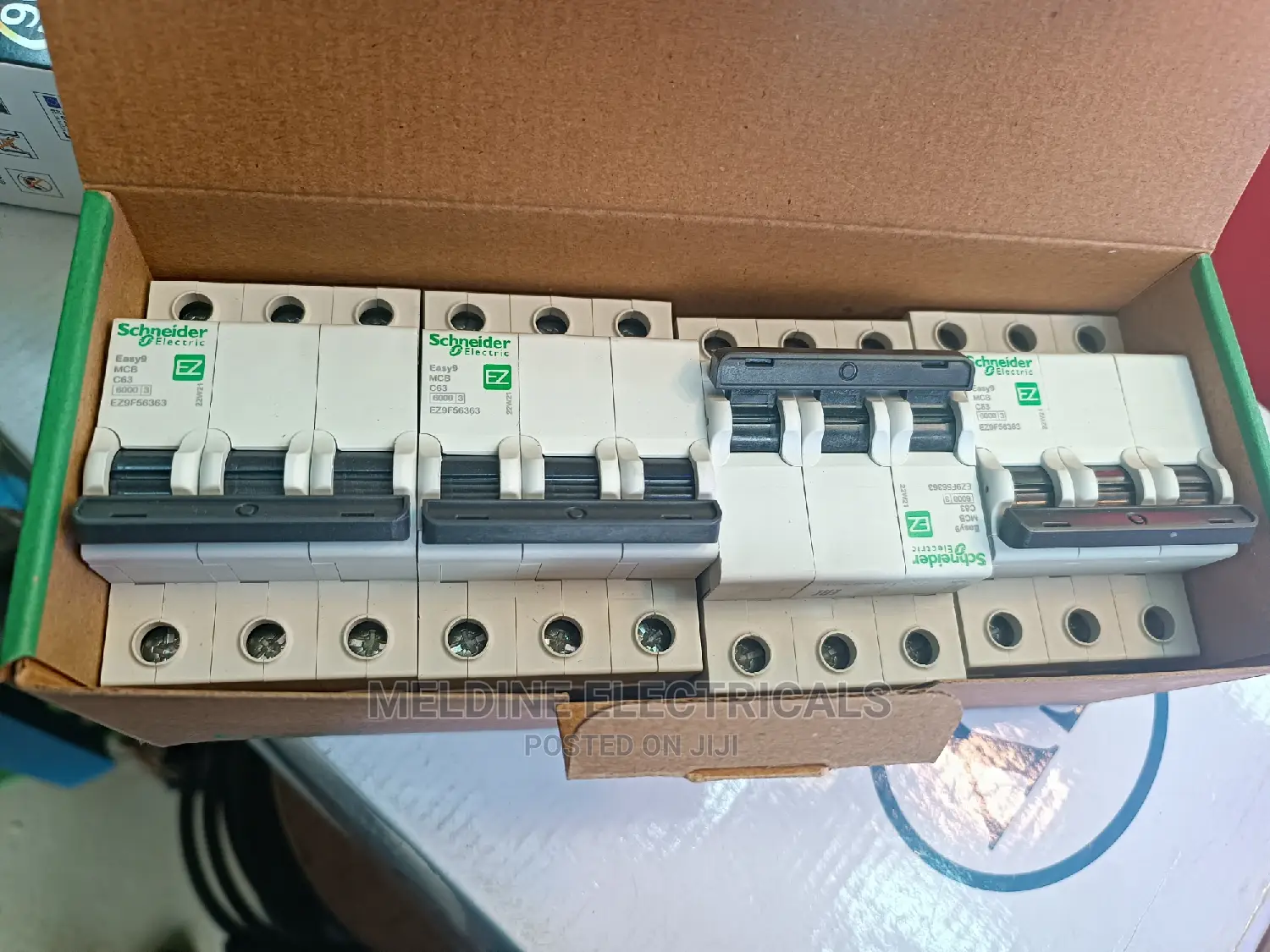 Schneider Triple Pole 63A