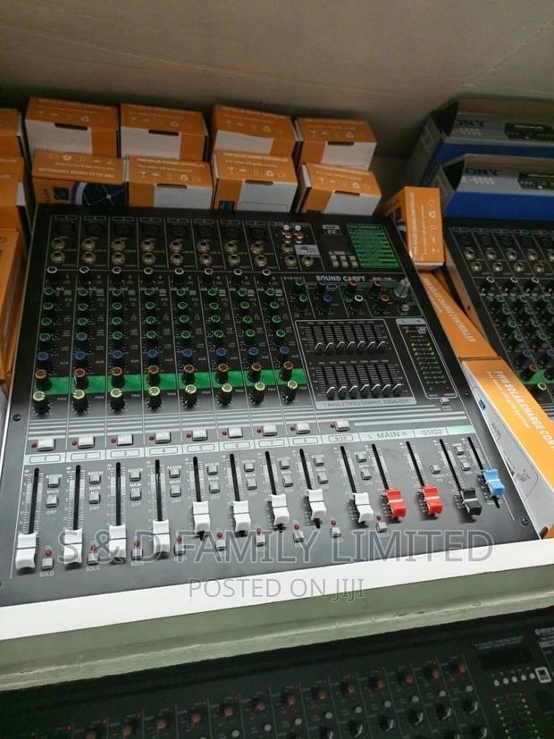 Soundcraft 10 Channels Plain Mixer