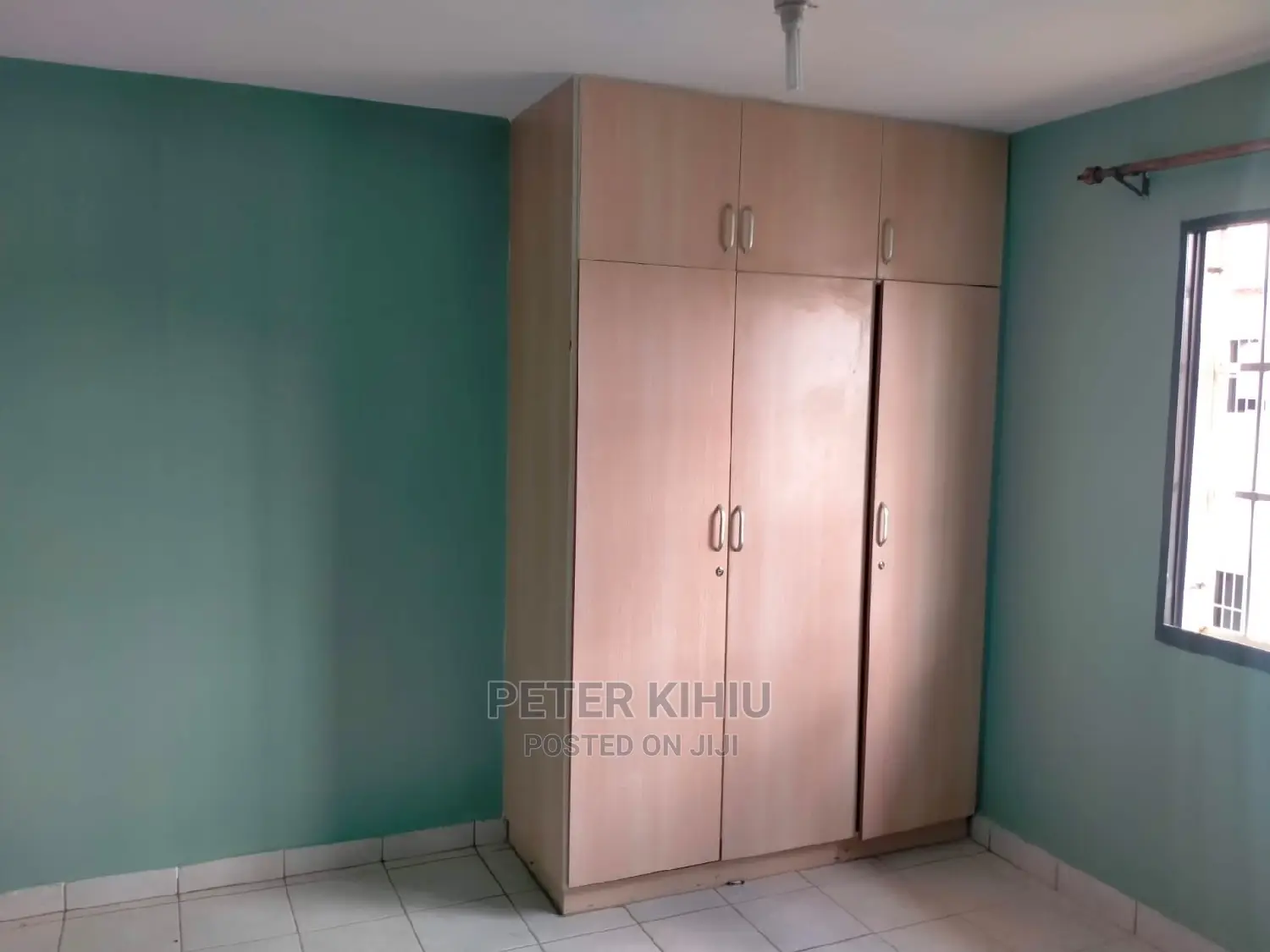 3bdrm Apartment in Nyayo Embakasi for sale
