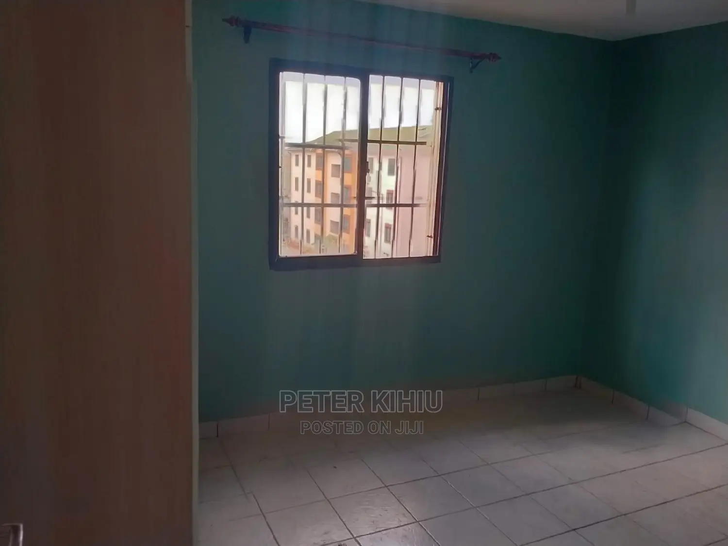 3bdrm Apartment in Nyayo Embakasi for sale