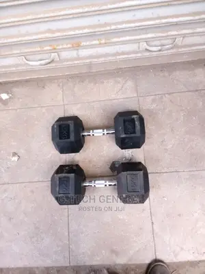 15 Kgs Hexagonal Dumbbells.