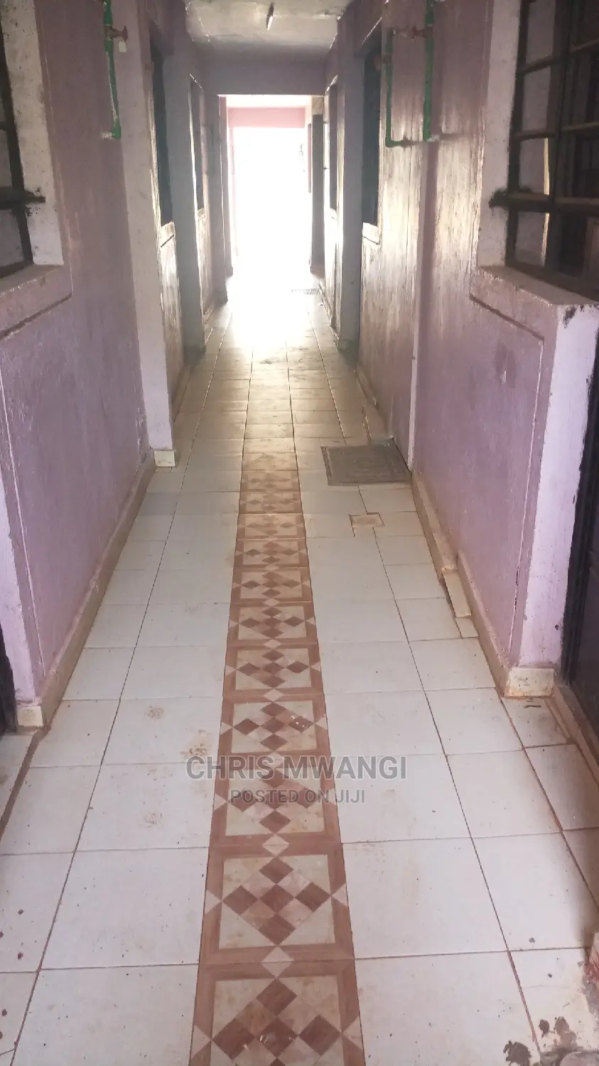 1bdrm Block of Flats in Kinoo, Regen for Sale