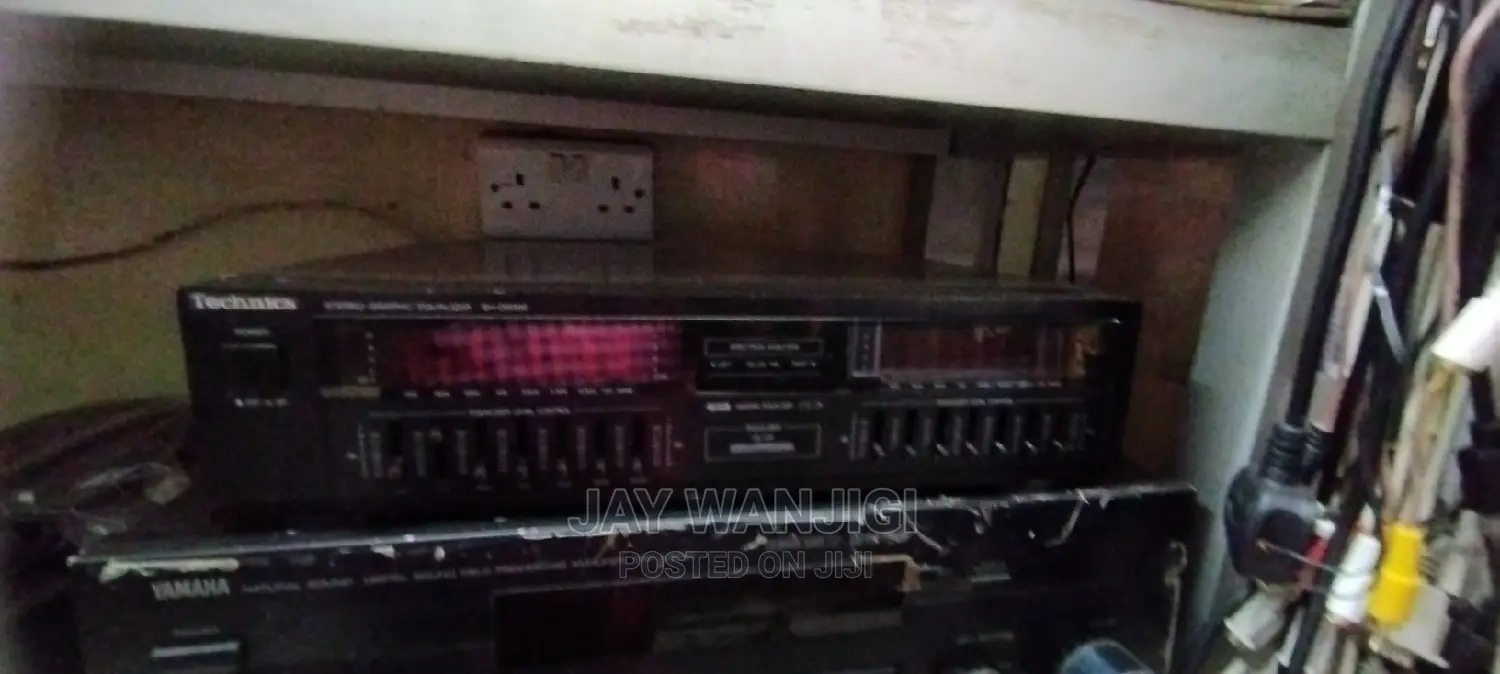 Techics Manual Operated Stereo Graphics Equalizer in Nairobi Central