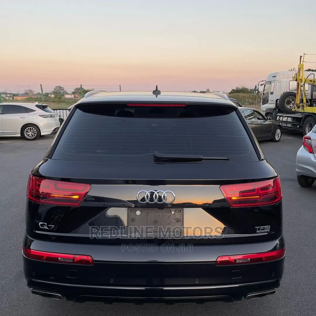 Audi Q7 2016 Black