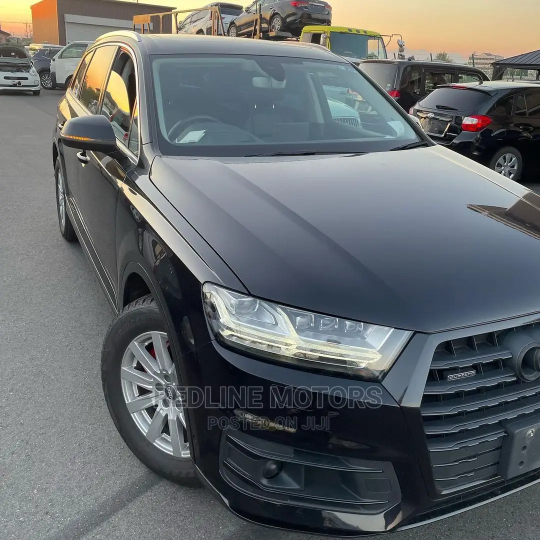 Audi Q7 2016 Black