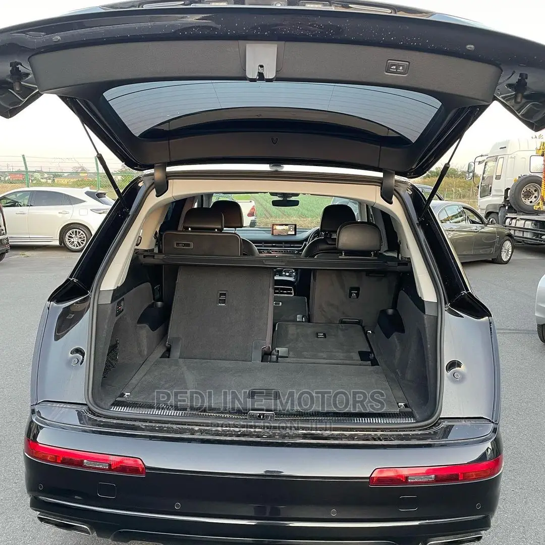 Audi Q7 2016 Black