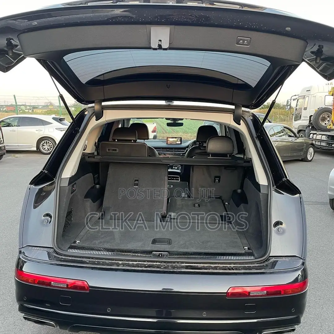 Audi Q7 2016 Black