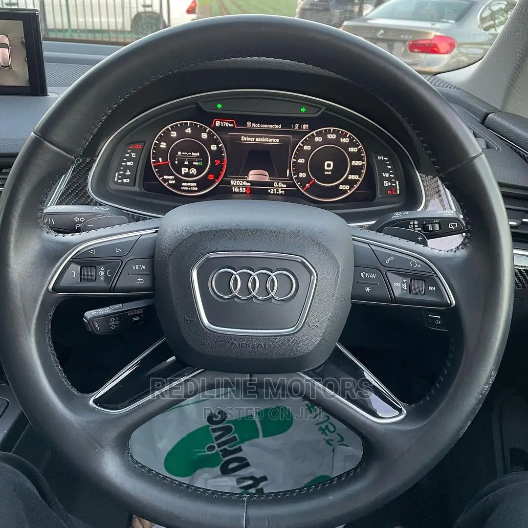 Audi Q7 2016 Black