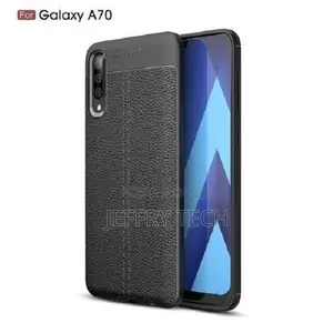 Auto Focus Case for Samsung Galaxy A70 - Black