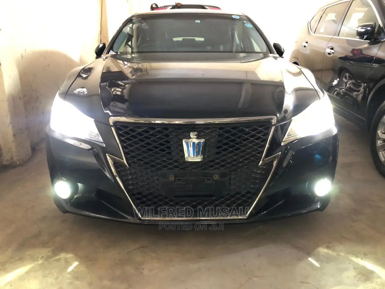 Toyota Crown 2015 Black