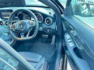 Mercedes-Benz C200 2015 Black