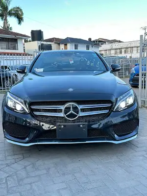 Mercedes-Benz C200 2015 Black