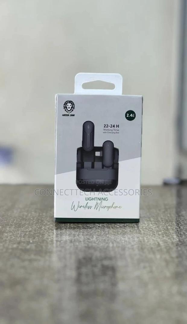 Green Lion Wireless Microphone for Lightning - main view