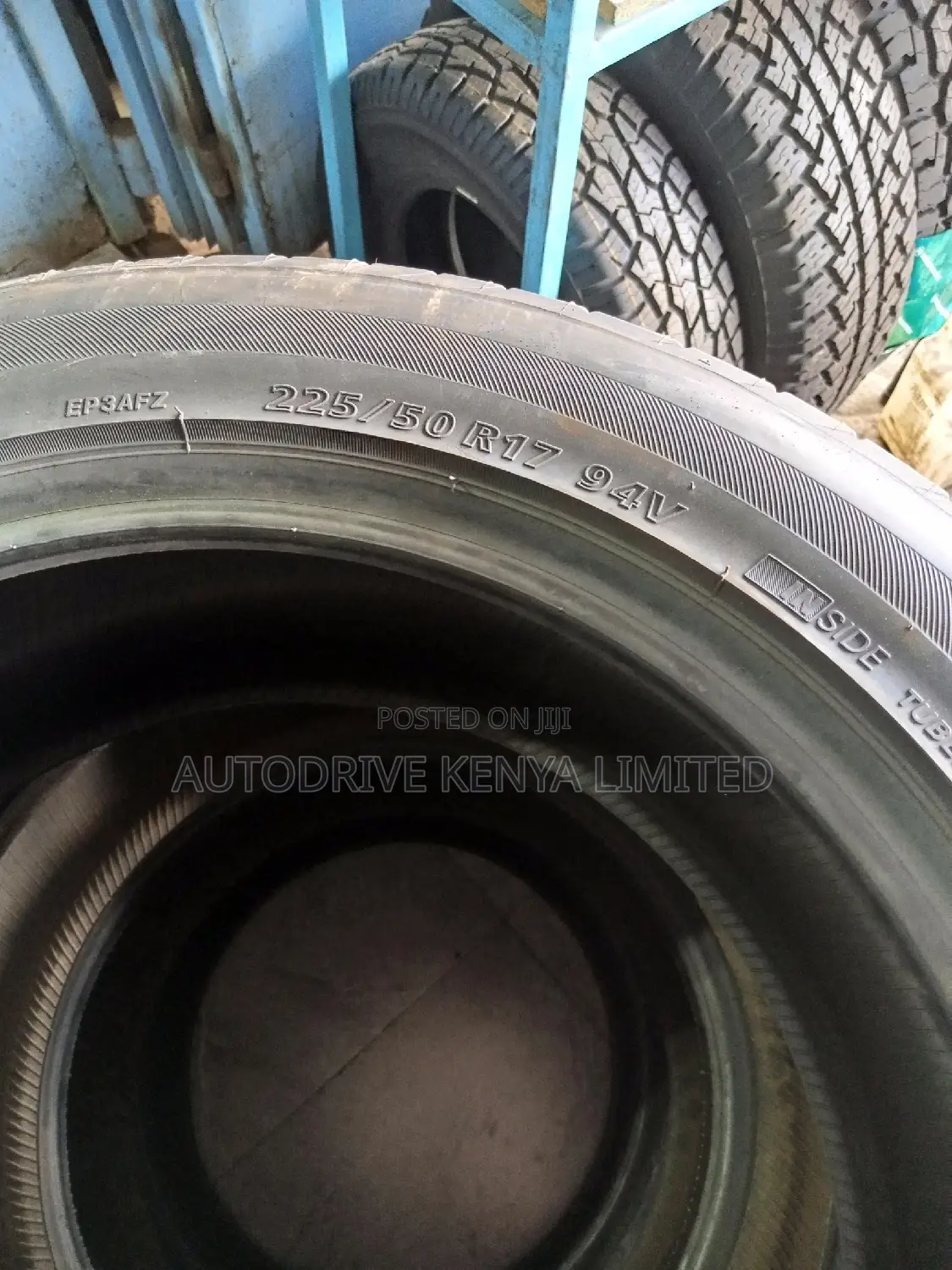 225/50r17 Bridgestone Tyre