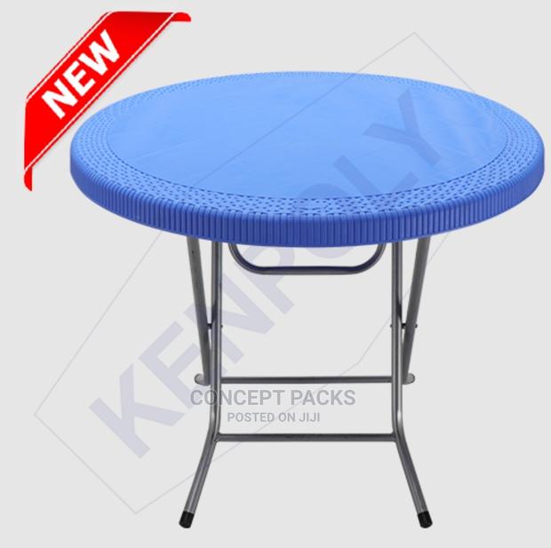 Foldable Plastic Table With Metal Legs Size 847 × H 725mm - main view