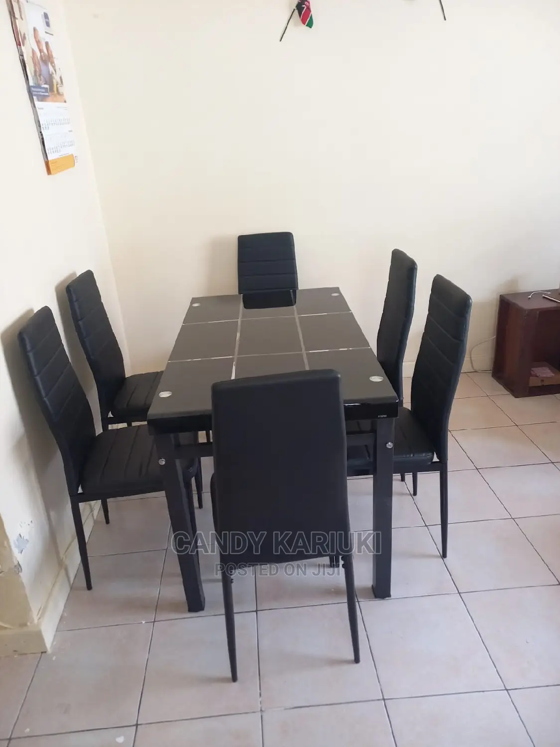 Beautiful 6 Seater Dining Table Set