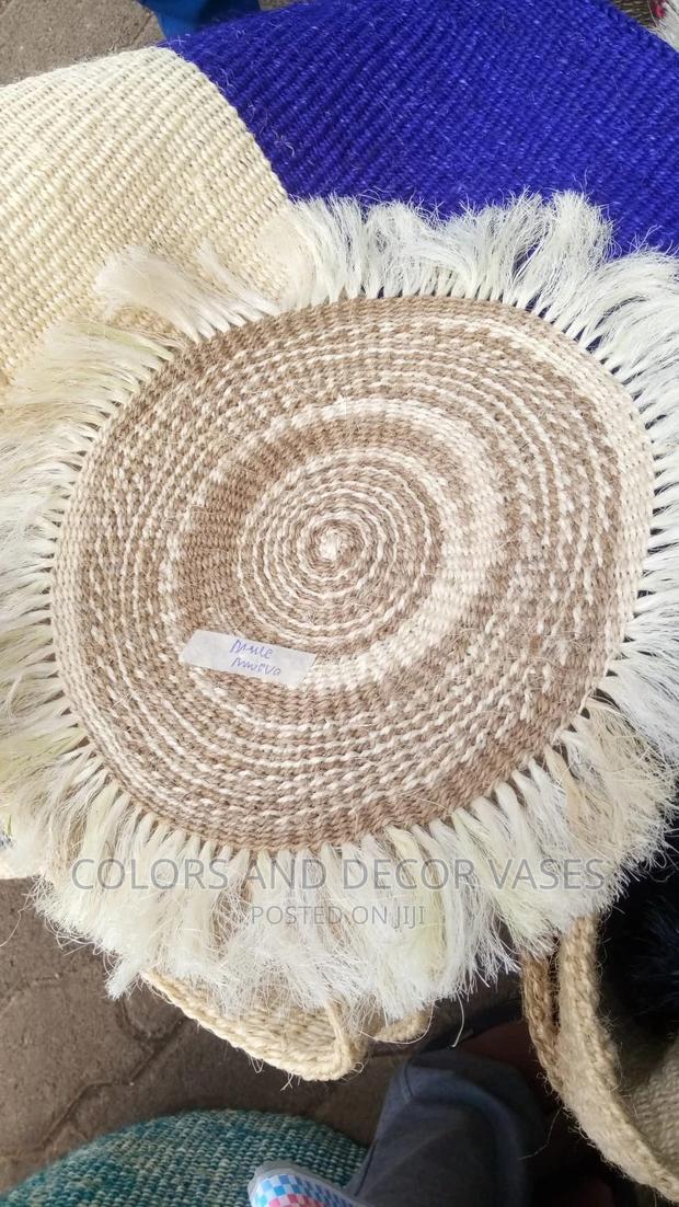 Table Mats and Baskets - main view