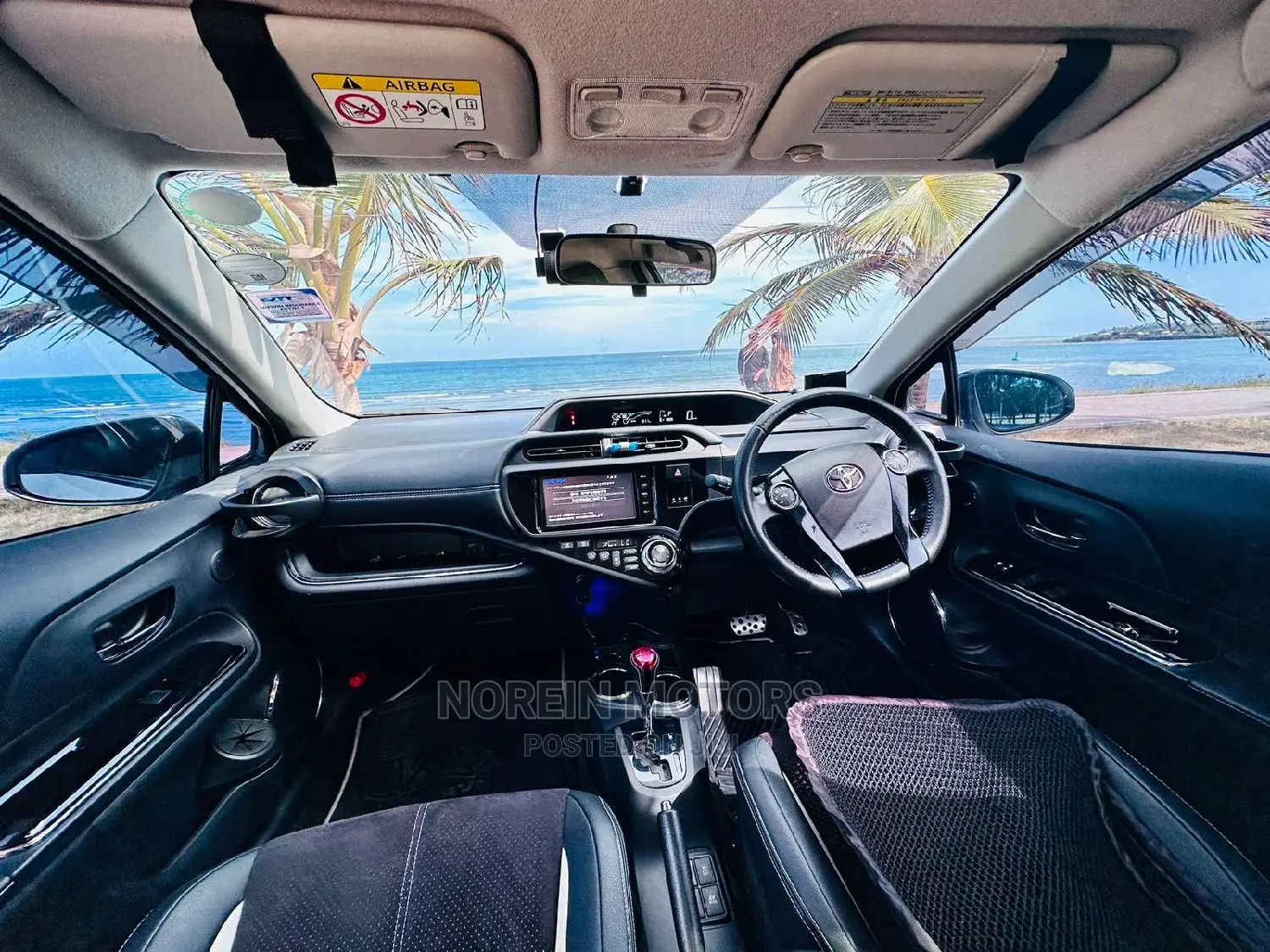 Toyota Aqua 2015 White
