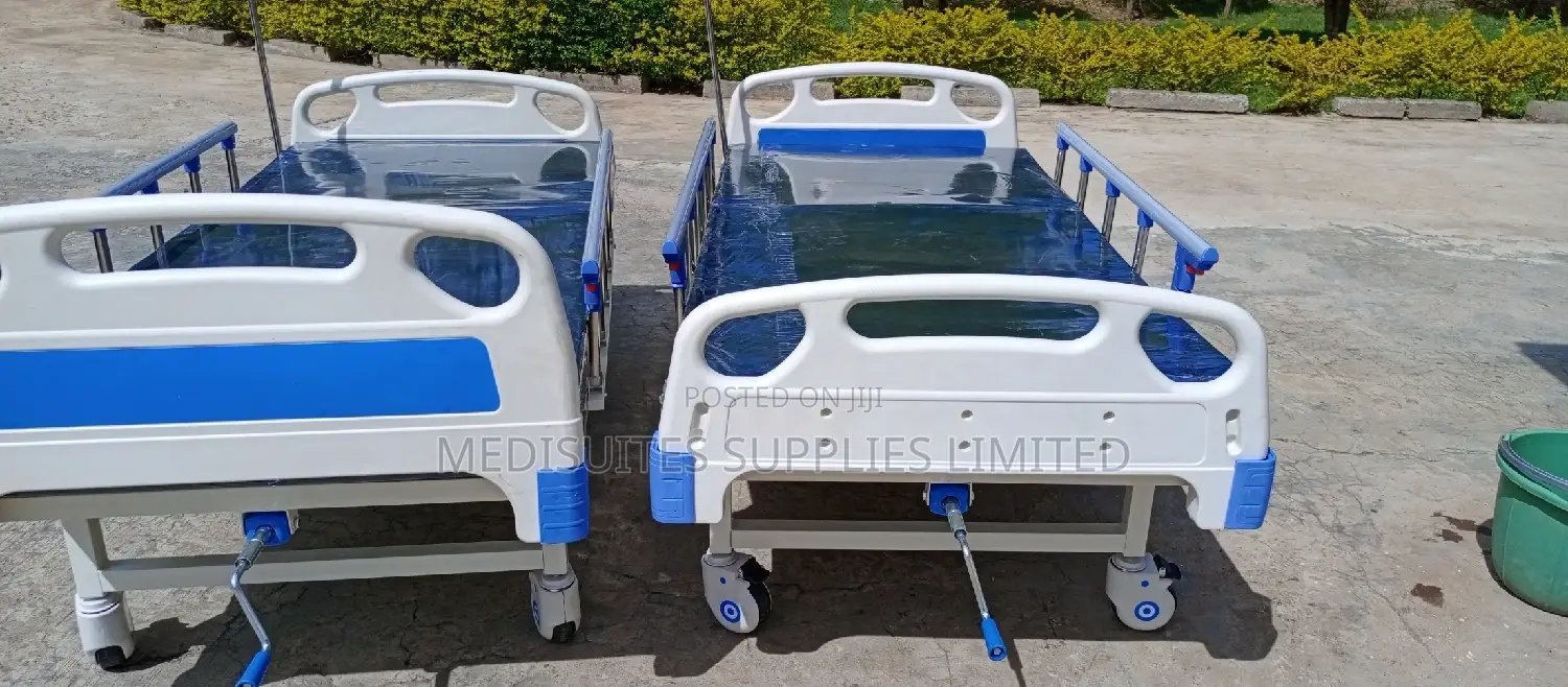Single Crank Hospital Bed With Mattress .