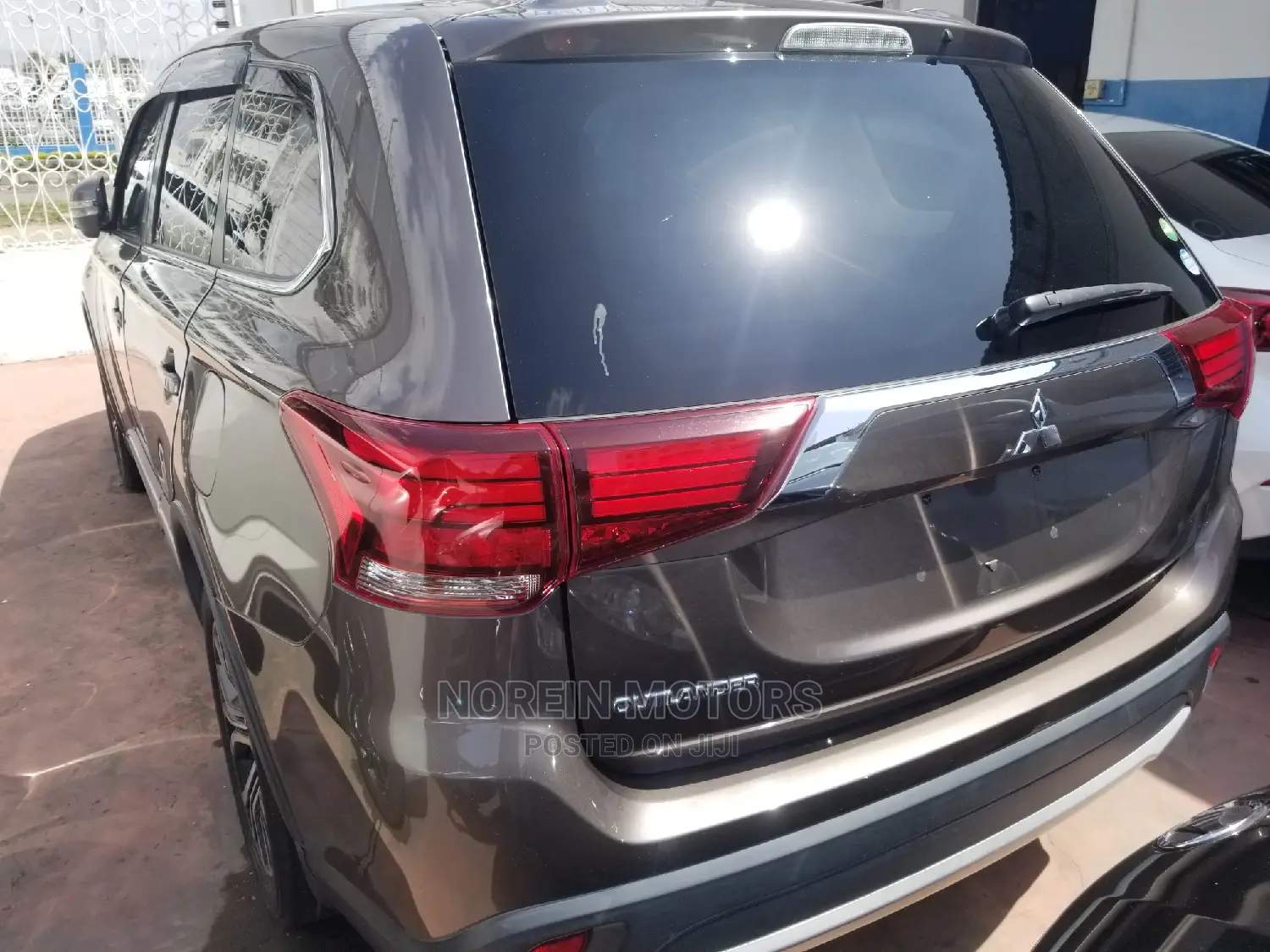 Mitsubishi Outlander 2015 Brown