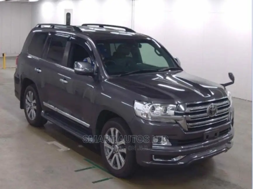 Toyota Land Cruiser 2017 Gray