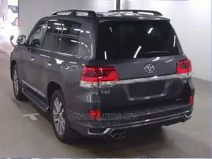 Toyota Land Cruiser 2017 Gray