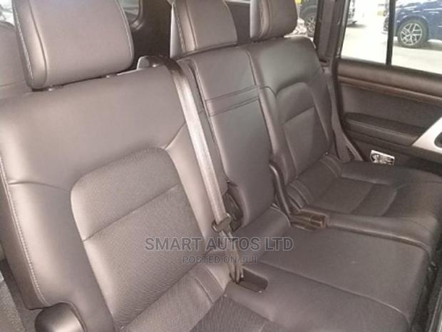 Toyota Land Cruiser 2017 Gray - thumbnail 6